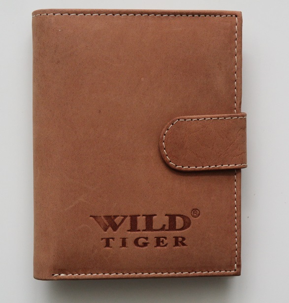 Světlehnědá pánská kožená peněženka Wild Tiger na výšku