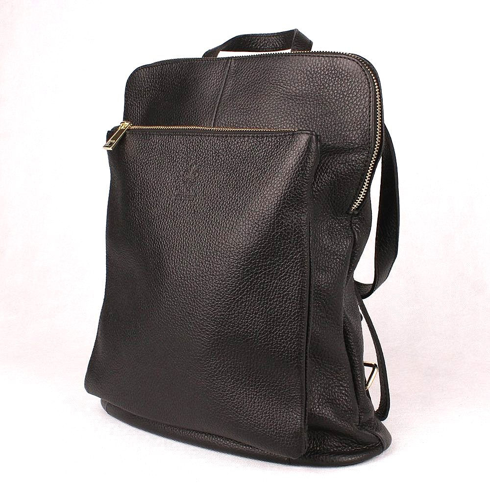 Černý kožený batoh/crossbody kabelka no. 21 o obsahu cca. 7 l