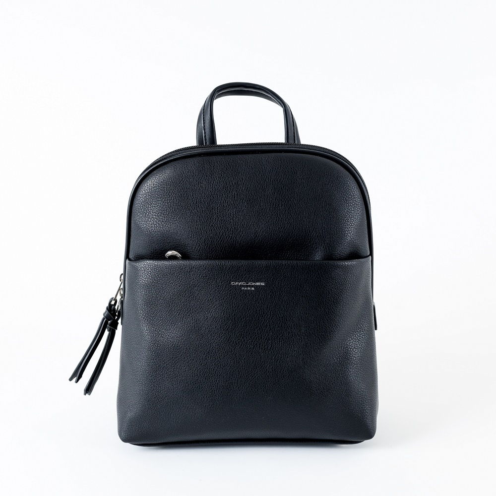 Městský malý černý batoh David Jones 6219-2 s obsahem cca. 6l