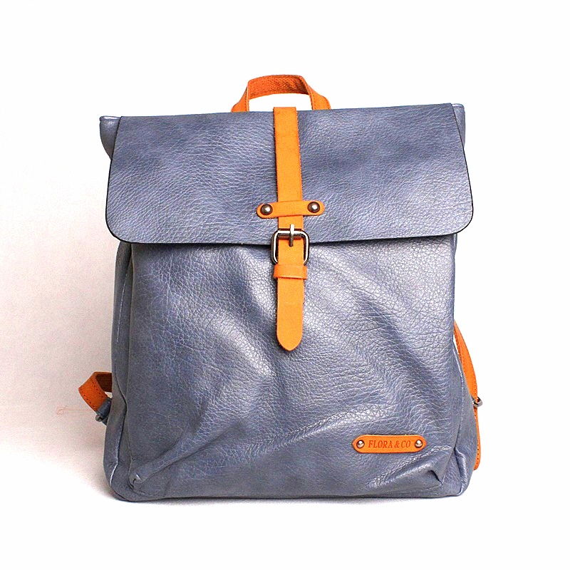 Velký městský džínově modrý batoh FLORA&CO H6725 s obsahem cca 10l, formát A4