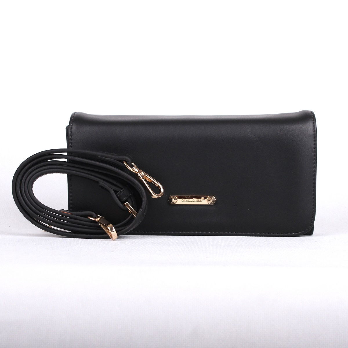 Černá crossbody kabelka (psaníčko) David Jones 5504A