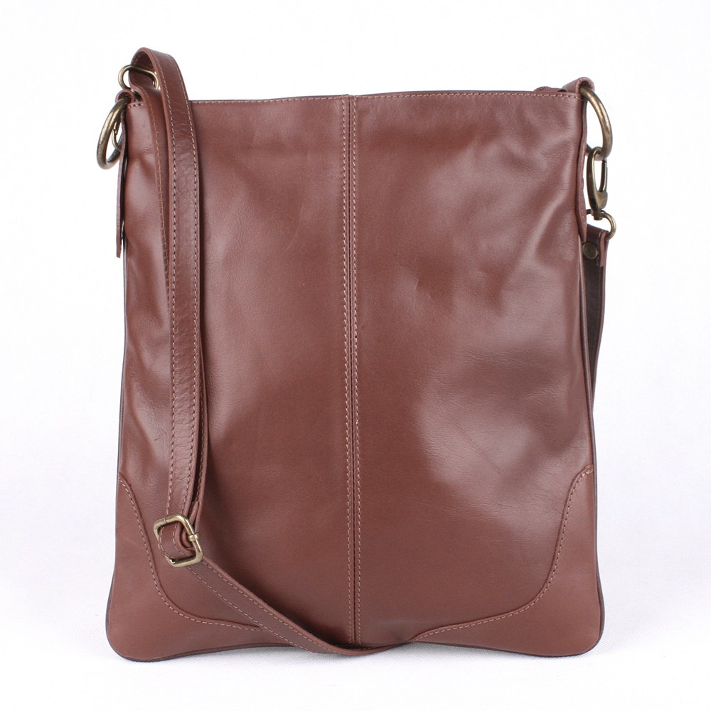 Velká hnědá kožená crossbody kabelka Vera Pelle no. 5509